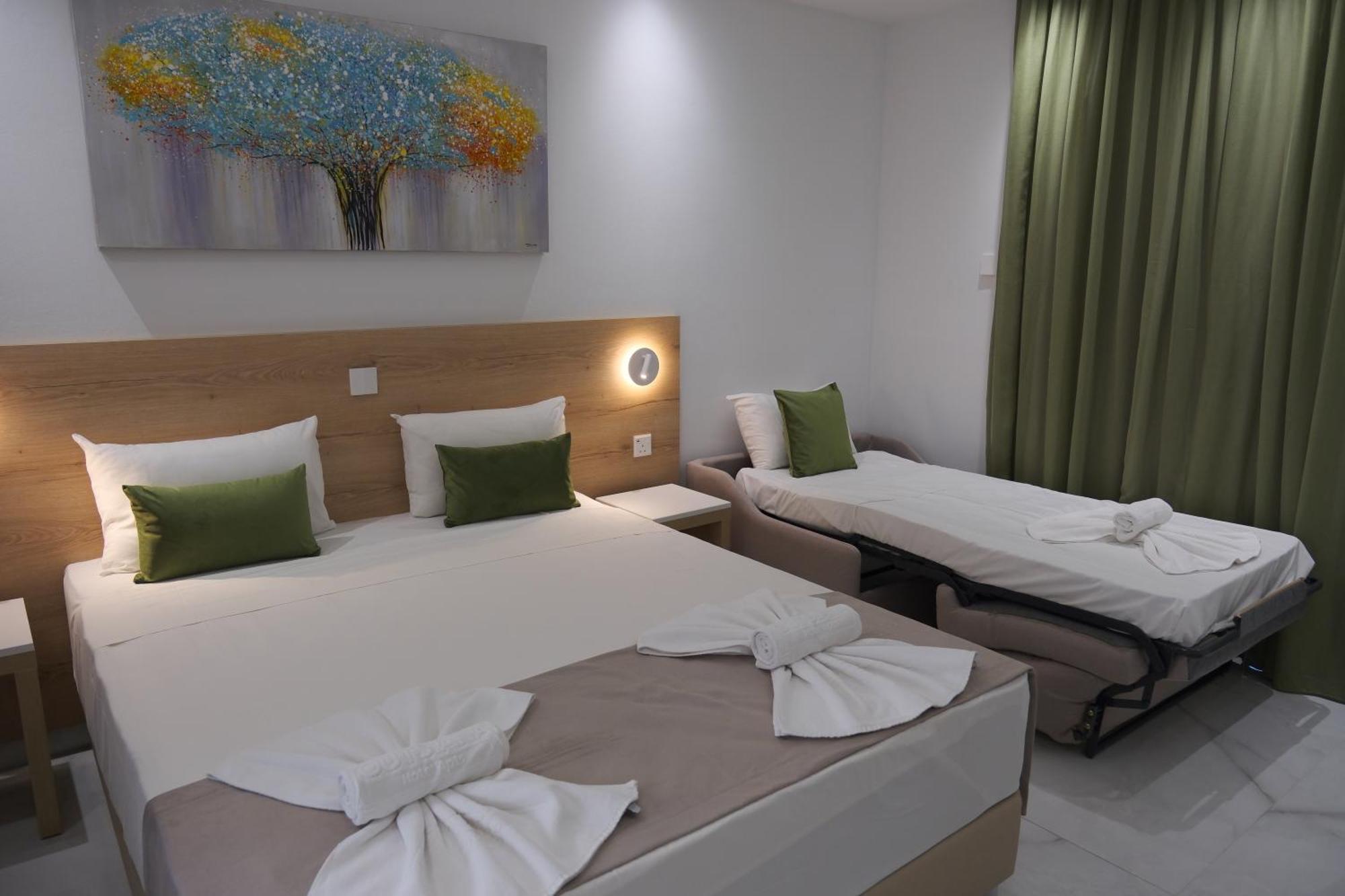 Loutsiana Deluxe Apts Ayia Napa Room photo