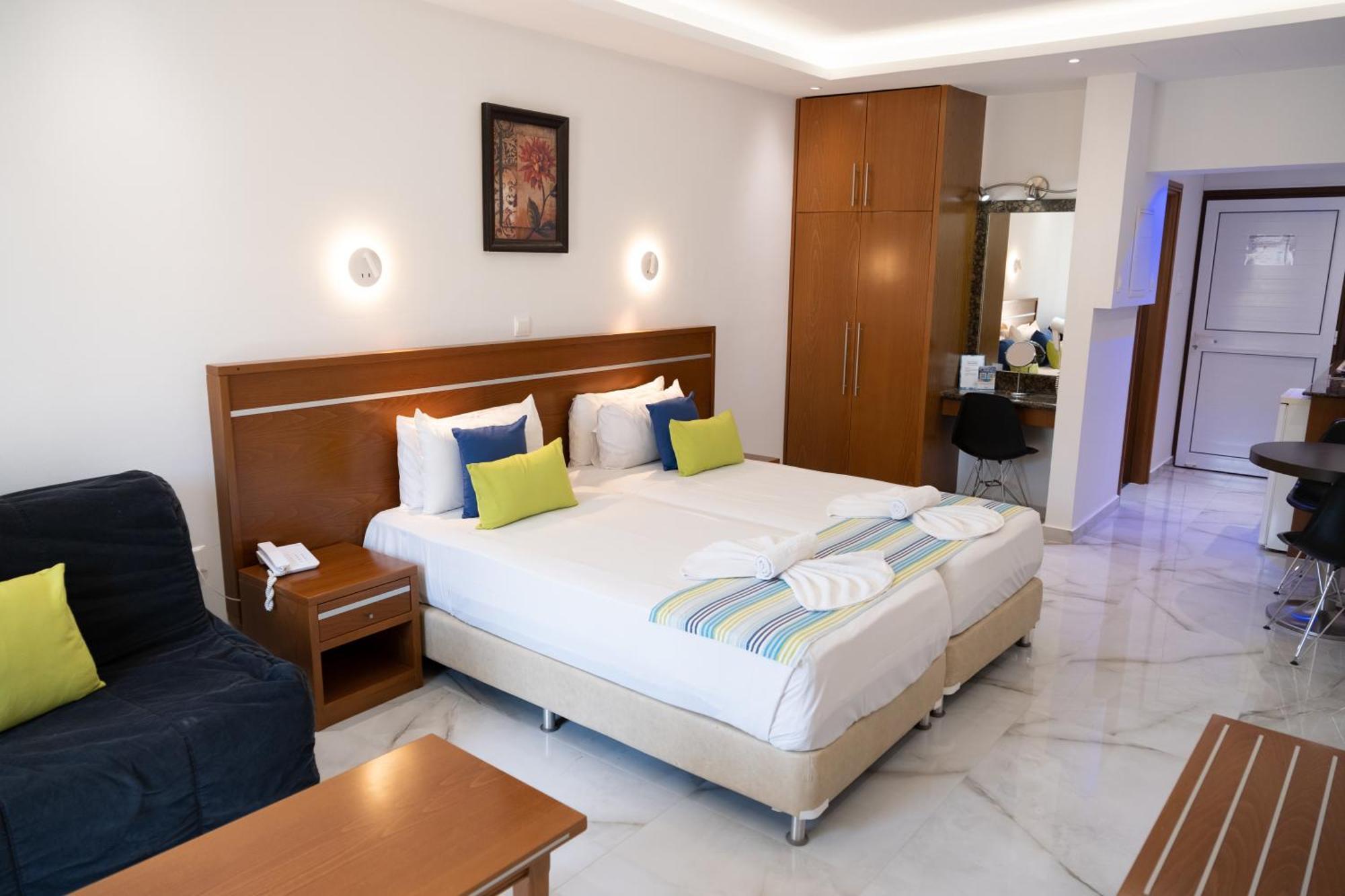 Loutsiana Deluxe Apts Ayia Napa Room photo