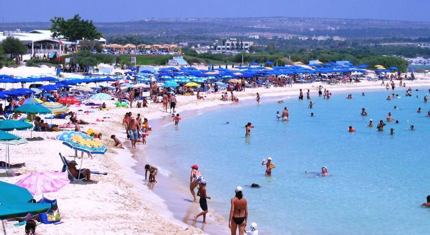 Loutsiana Deluxe Apts Ayia Napa Exterior photo